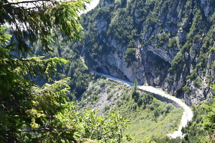 Strada in discesa dal tunnel Corno della Marogna